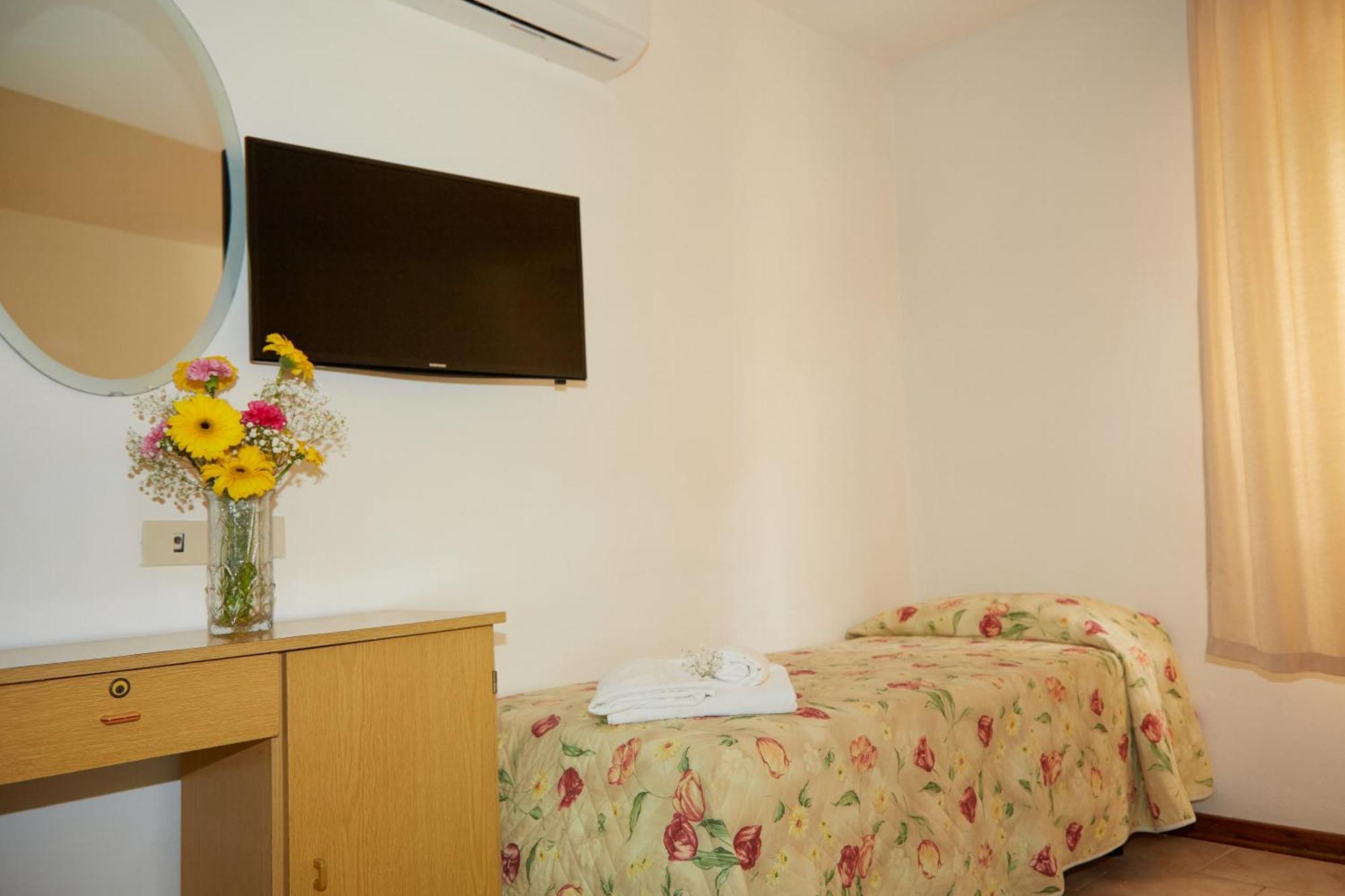 Triple Room Private Bathroom
